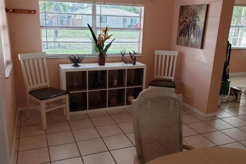 Villa ou maison à vendre à Venice, Floride: 2 chambres, 96.25 m2 № 2231794 - photo 3