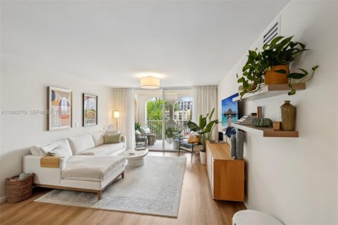 Condominio en venta en Aventura, Florida, 2 dormitorios, 109.62 m2 № 2000589 - foto 17