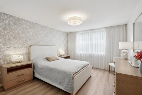 Condominio en venta en Aventura, Florida, 2 dormitorios, 109.62 m2 № 2000589 - foto 28