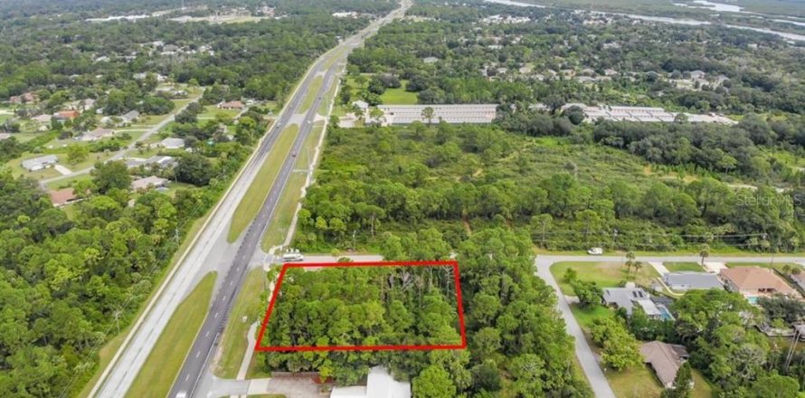 Land in Edgewater, Florida № 1685150
