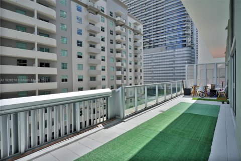 Condominio en venta en Miami, Florida, 3 dormitorios, 179.3 m2 № 1794626 - foto 26