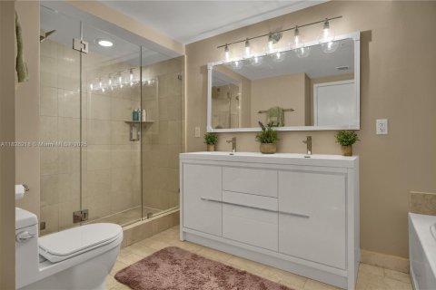 Condominio en venta en Miami, Florida, 3 dormitorios, 179.3 m2 № 1794626 - foto 20
