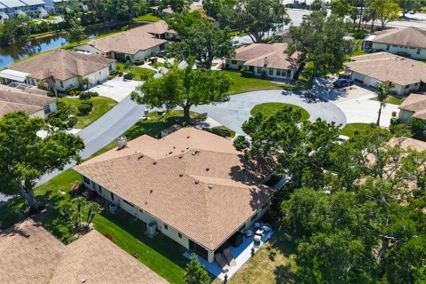 House in Bradenton, Florida 2 bedrooms, 132.39 sq.m. № 1642152 - photo 4