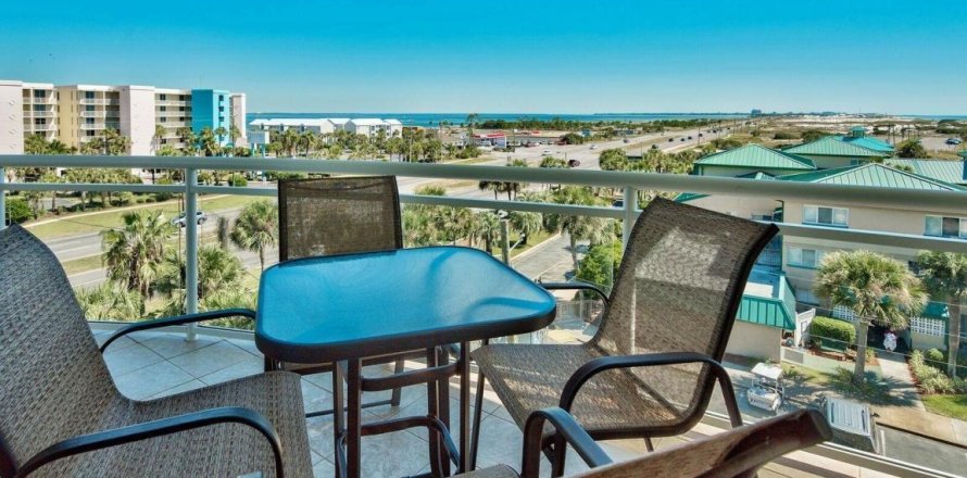 Studio in the Condo in Fort Walton Beach, Florida № 590129