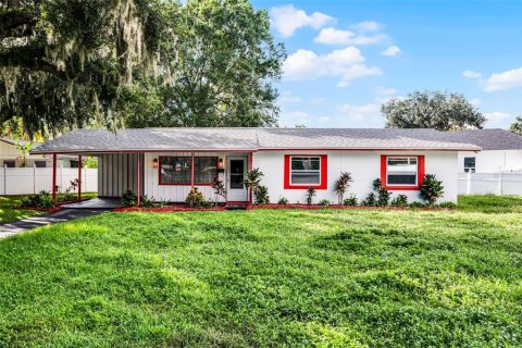 House in Cocoa, Florida 3 bedrooms, 109.62 sq.m. № 1883355 - photo 1