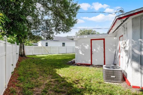 House in Cocoa, Florida 3 bedrooms, 109.62 sq.m. № 1883355 - photo 10