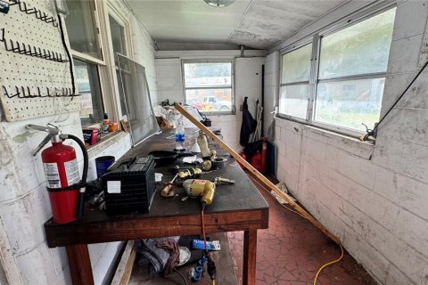Propiedad comercial en alquiler en Ocala, Florida, 180.23 m2 № 2259109 - foto 12