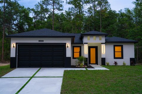 Villa ou maison à Brooksville, Floride 3 chambres, 153.2 m2 № 2099342