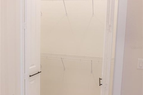 Купить виллу или дом в Бруксвилл, Флорида 5 комнат, 153.2м2, № 2099342 - фото 16