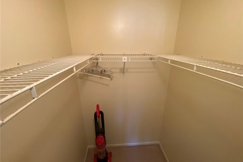 Condo in Bradenton, Florida, 2 bedrooms  № 1608887 - photo 18