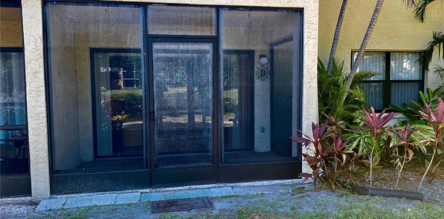 Condo in Bradenton, Florida, 2 bedrooms  № 1608887