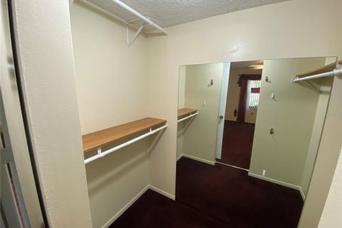 Condo in Bradenton, Florida, 2 bedrooms  № 1608887 - photo 26