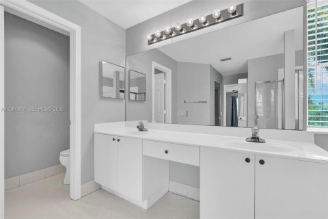 Снять в аренду виллу или дом в Уэстон, Флорида 4 спальни, 208.1м2, № 2023272 - фото 25