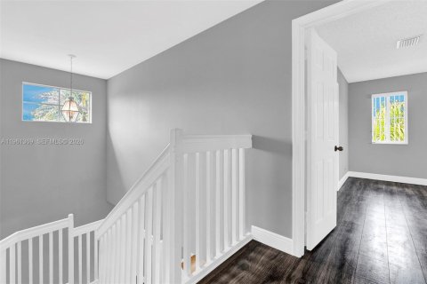 Снять в аренду виллу или дом в Уэстон, Флорида 4 спальни, 208.1м2, № 2023272 - фото 20