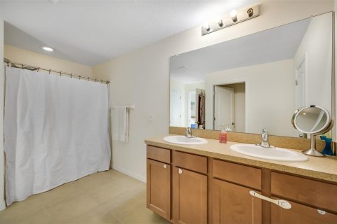 Casa en venta en Riverview, Florida, 4 dormitorios, 215.9 m2 № 1917873 - foto 17