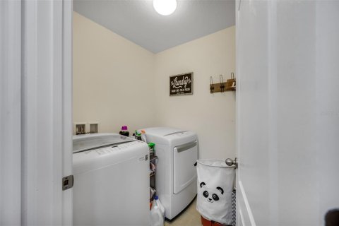 Casa en venta en Riverview, Florida, 4 dormitorios, 215.9 m2 № 1917873 - foto 22