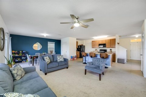 Casa en venta en Riverview, Florida, 4 dormitorios, 215.9 m2 № 1917873 - foto 9