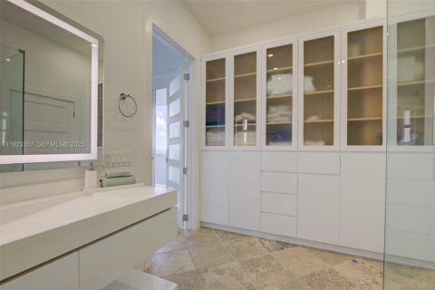 Снять в аренду квартиру в Холливуд, Флорида 2 спальни, 123.65м2, № 2082843 - фото 6