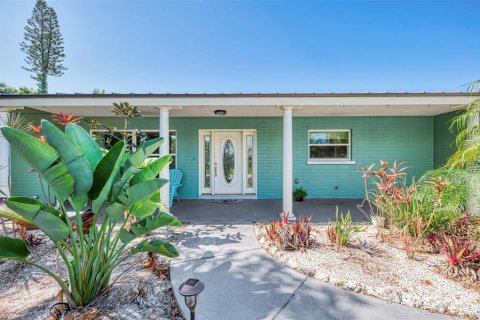 House in Sarasota, Florida 3 bedrooms, 199.55 sq.m. № 2110559