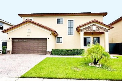 Villa ou maison à Miami, Floride 4 chambres, 235.04 m2 № 2363777