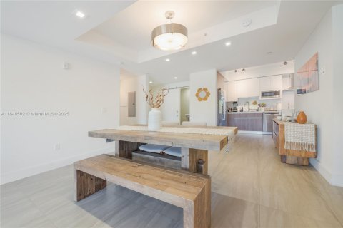 Condominio en venta en Coral Gables, Florida, 2 dormitorios, 146.51 m2 № 1848745 - foto 6