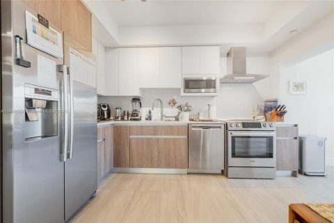 Condominio en venta en Coral Gables, Florida, 2 dormitorios, 146.51 m2 № 1848745 - foto 10