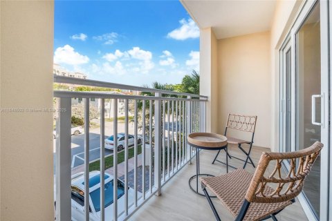 Condominio en venta en Coral Gables, Florida, 2 dormitorios, 146.51 m2 № 1848745 - foto 15