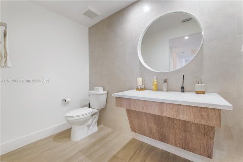 Condominio en venta en Coral Gables, Florida, 2 dormitorios, 146.51 m2 № 1848745 - foto 4