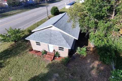 House in Auburndale, Florida 2 bedrooms, 69.86 sq.m. № 1411177 - photo 23