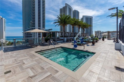 Condominio en venta en Hallandale Beach, Florida, 1 dormitorio № 1812200 - foto 6