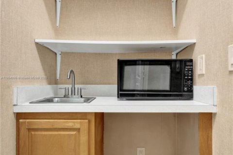 Condo in Port St. Lucie, Florida, 2 bedrooms  № 1893244 - photo 22