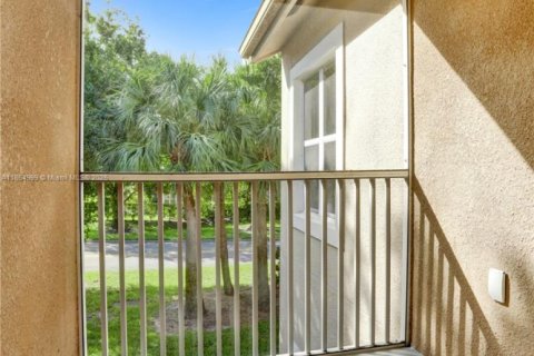 Condo in Port St. Lucie, Florida, 2 bedrooms  № 1893244 - photo 28