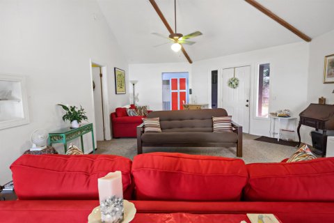 House in Vero Beach, Florida 3 bedrooms, 144.37 sq.m. № 2176924 - photo 8