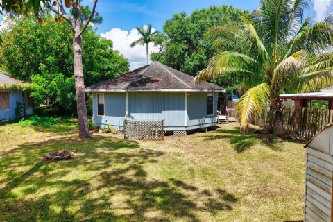 House in Vero Beach, Florida 3 bedrooms, 144.37 sq.m. № 2176924 - photo 27