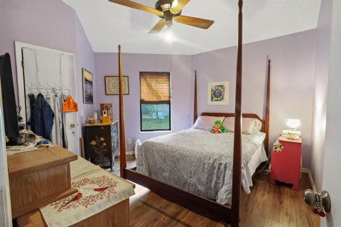 House in Vero Beach, Florida 3 bedrooms, 144.37 sq.m. № 2176924 - photo 13