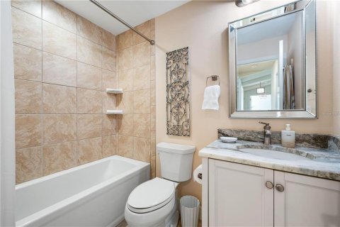 Condominio en venta en Sarasota, Florida, 3 dormitorios, 142.42 m2 № 1853631 - foto 25