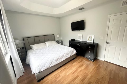 Купить таунхаус в Хомстед, Флорида 3 спальни, 140.19м2, № 2036607 - фото 13