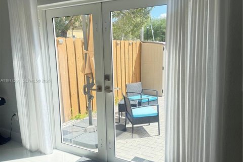 Купить таунхаус в Хомстед, Флорида 3 спальни, 140.19м2, № 2036607 - фото 10