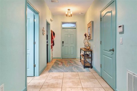 House in Davenport, Florida 8 bedrooms, 363.15 sq.m. № 2221899 - photo 3