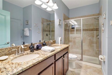 House in Davenport, Florida 8 bedrooms, 363.15 sq.m. № 2221899 - photo 6