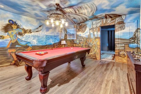 House in Davenport, Florida 8 bedrooms, 363.15 sq.m. № 2221899 - photo 27