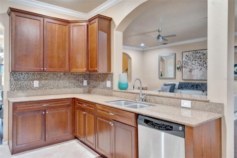 Casa en venta en Wesley Chapel, Florida, 5 dormitorios, 316.43 m2 № 1791475 - foto 8