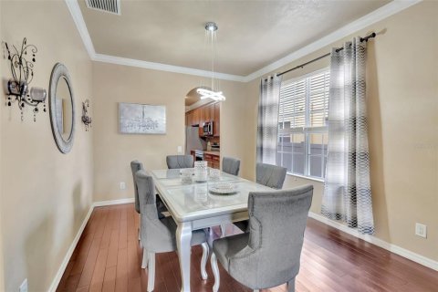 Casa en venta en Wesley Chapel, Florida, 5 dormitorios, 316.43 m2 № 1791475 - foto 6