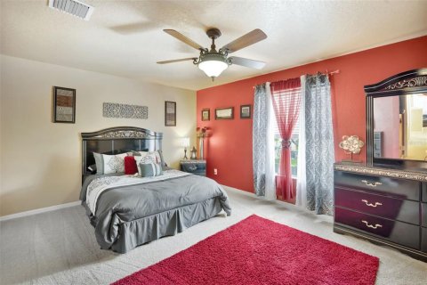 Casa en venta en Wesley Chapel, Florida, 5 dormitorios, 316.43 m2 № 1791475 - foto 15