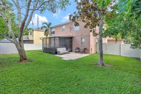 Casa en venta en Wesley Chapel, Florida, 5 dormitorios, 316.43 m2 № 1791475 - foto 24