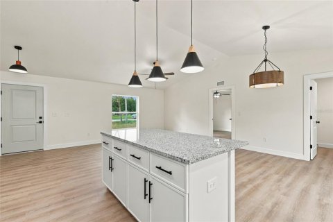 House in Arcadia, Florida 3 bedrooms, 128.95 sq.m. № 2429256 - photo 7