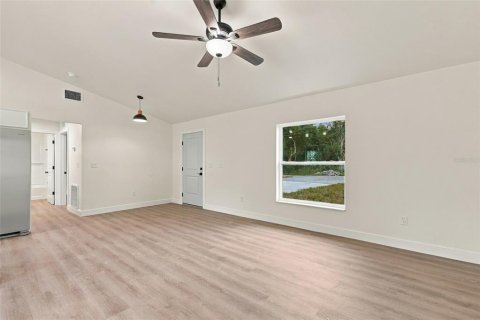 House in Arcadia, Florida 3 bedrooms, 128.95 sq.m. № 2429256 - photo 11