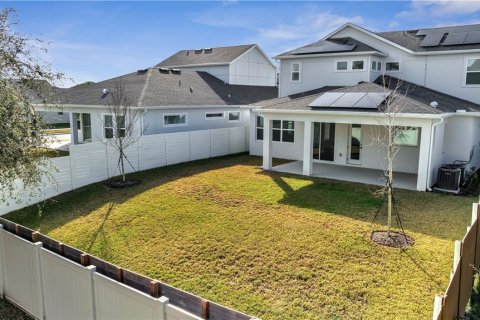 House in Orlando, Florida 4 bedrooms, 252.42 sq.m. № 1566265 - photo 10