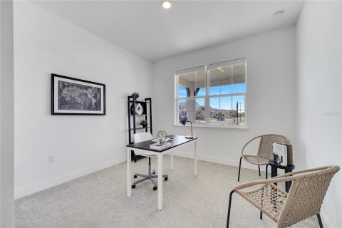 House in Orlando, Florida 4 bedrooms, 252.42 sq.m. № 1566265 - photo 25