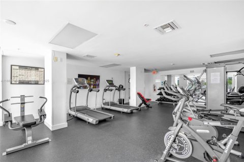 Condominio en venta en Miami, Florida, 2 dormitorios, 76.27 m2 № 1896529 - foto 25